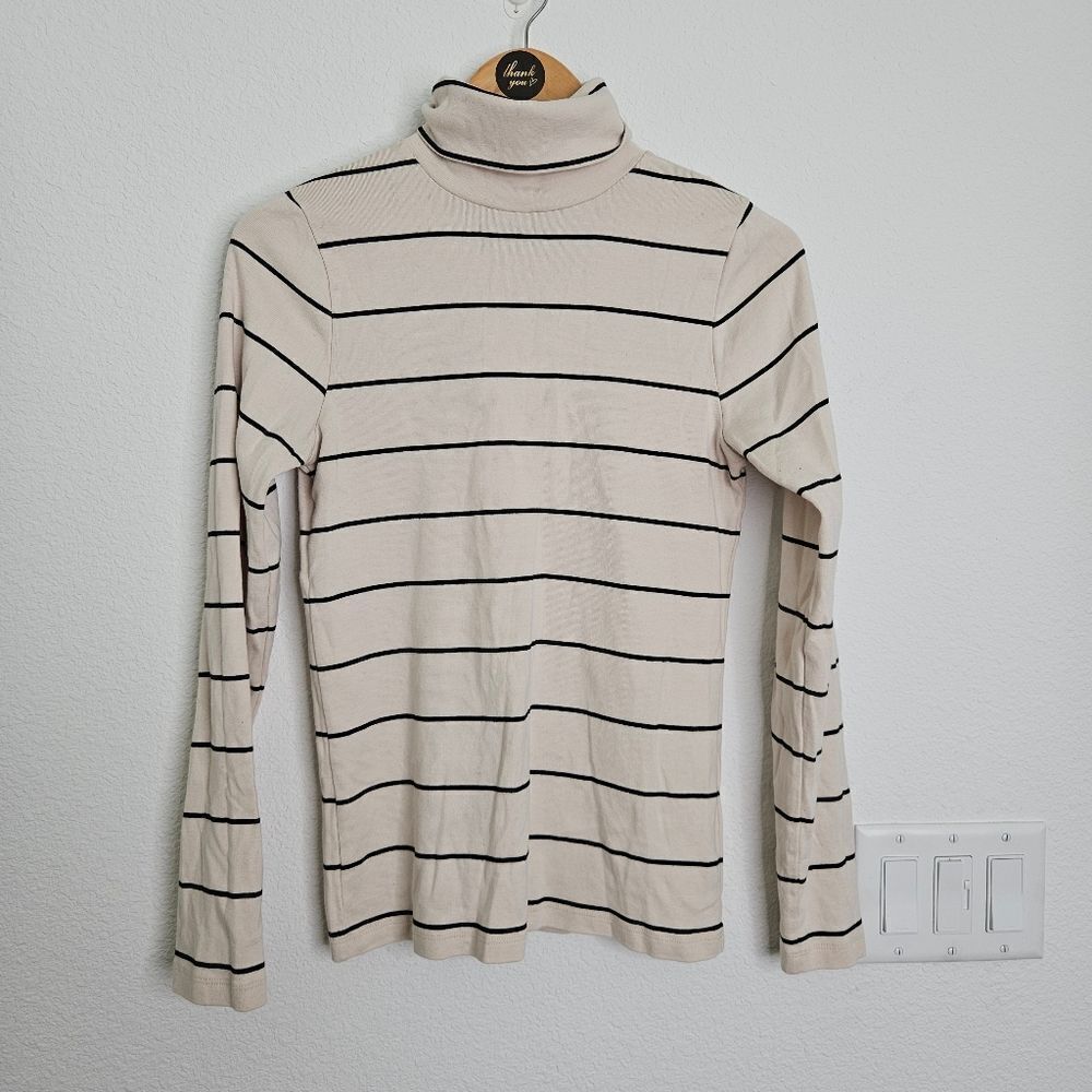 J Crew perfect fit turtleneck, cream and navy, women's size large